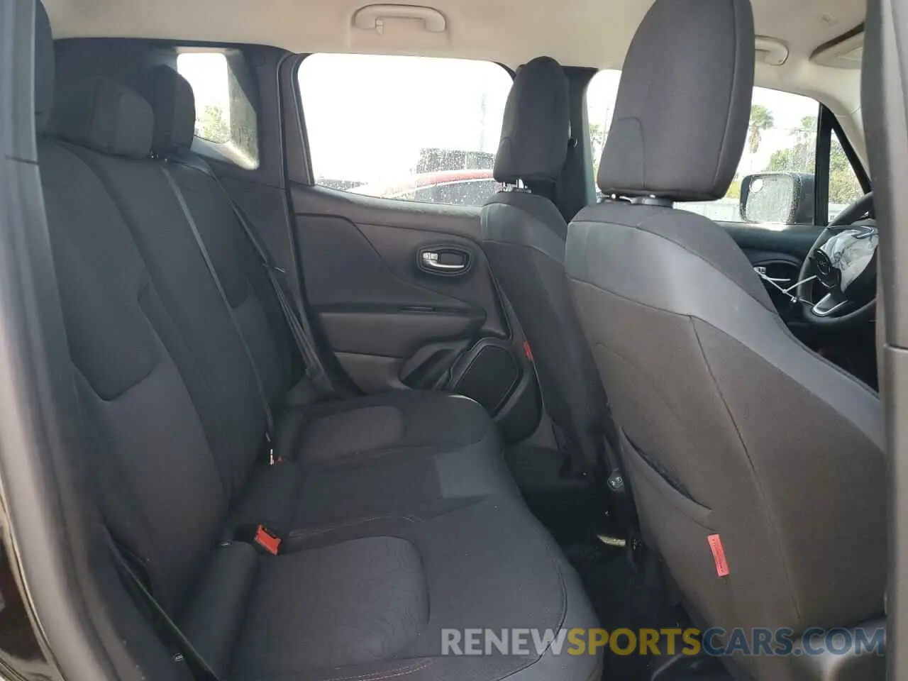 11 Photograph of a damaged car ZACNJBC18LPM03643 JEEP RENEGADE 2020