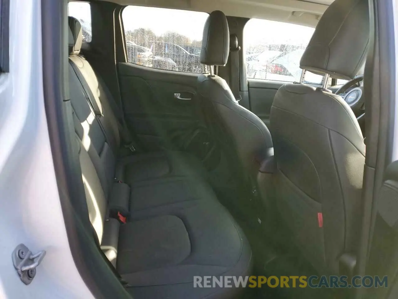 10 Photograph of a damaged car ZACNJBC1XLPL95318 JEEP RENEGADE 2020