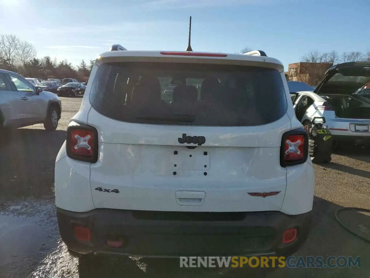 6 Photograph of a damaged car ZACNJBC1XLPL95318 JEEP RENEGADE 2020