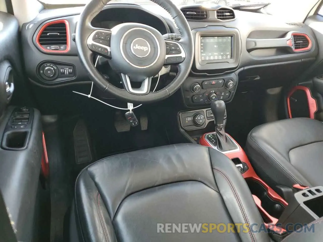 8 Photograph of a damaged car ZACNJBC1XLPL95318 JEEP RENEGADE 2020