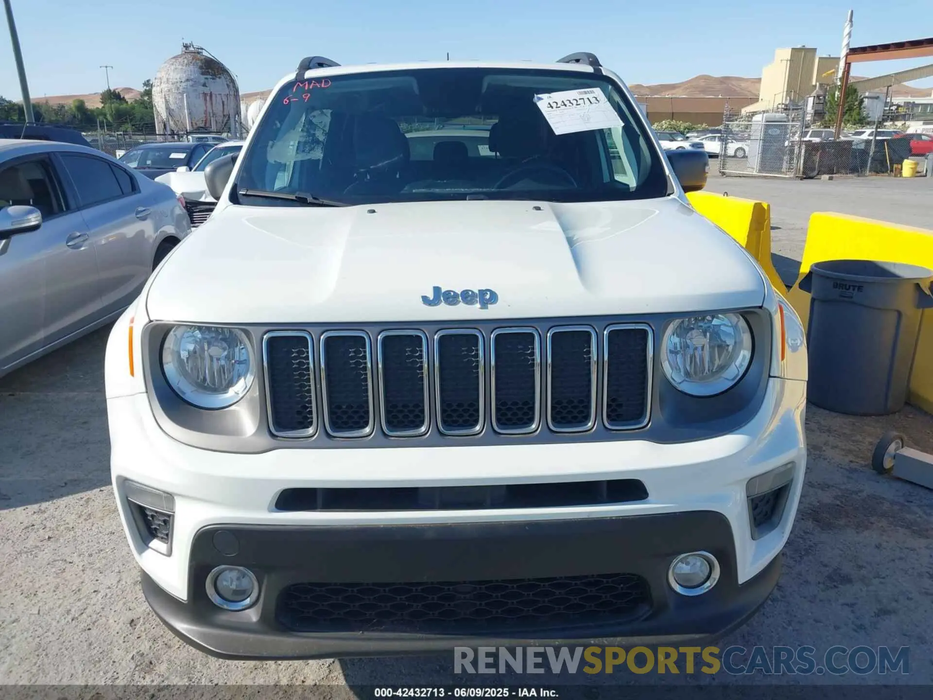 6 Photograph of a damaged car ZACNJBD14LPL93837 JEEP RENEGADE 2020