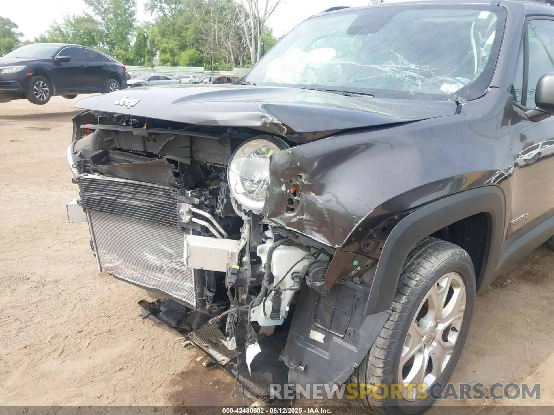 6 Photograph of a damaged car ZACNJBD16LPM13909 JEEP RENEGADE 2020