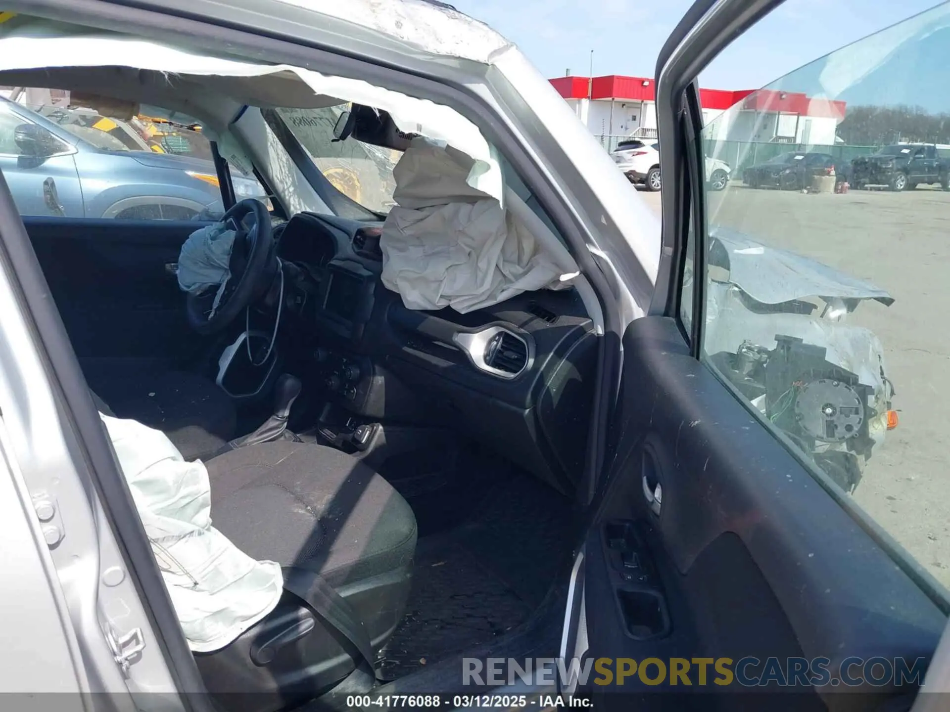 5 Photograph of a damaged car ZACNJCAB0MPM32217 JEEP RENEGADE 2021