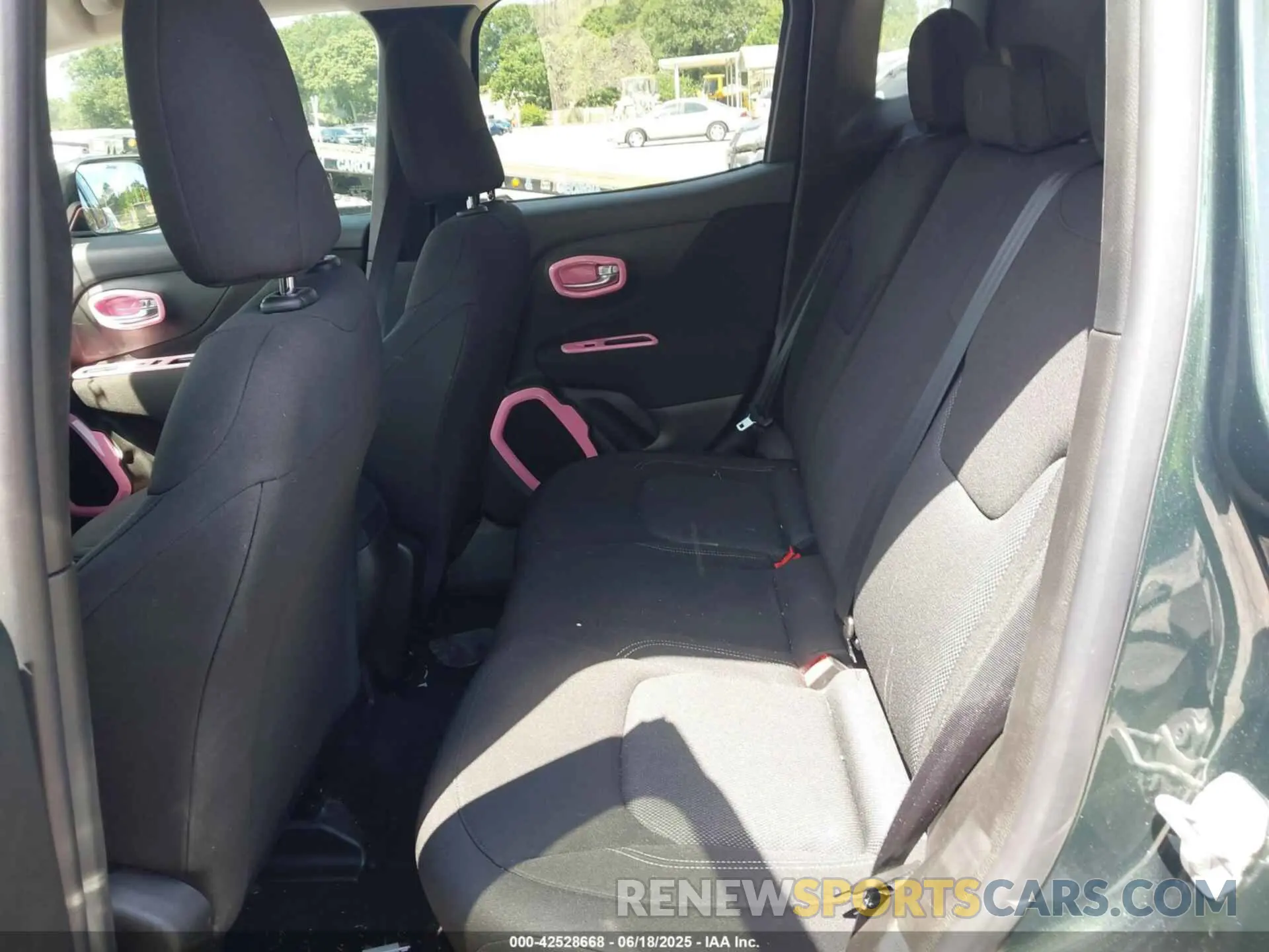 8 Photograph of a damaged car ZACNJCAB1MPM80678 JEEP RENEGADE 2021