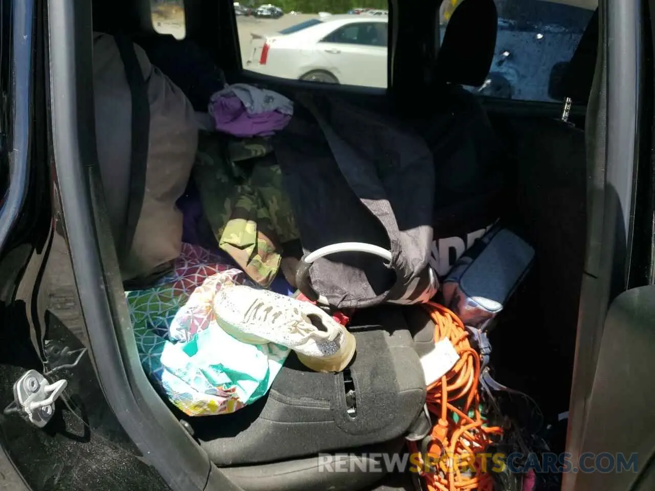 10 Photograph of a damaged car ZACNJCAB3MPM35872 JEEP RENEGADE 2021