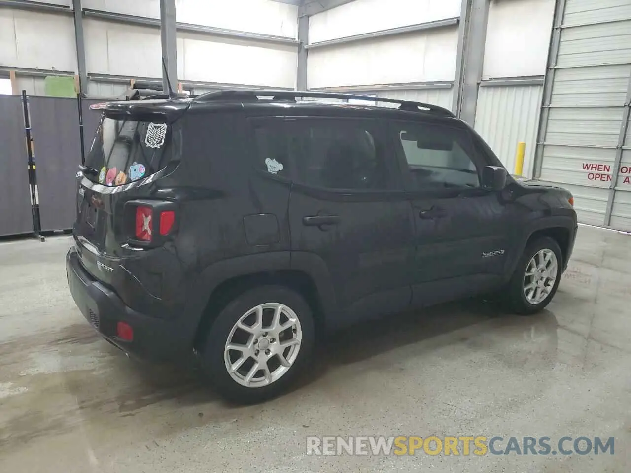 3 Photograph of a damaged car ZACNJCAB8MPM33955 JEEP RENEGADE 2021