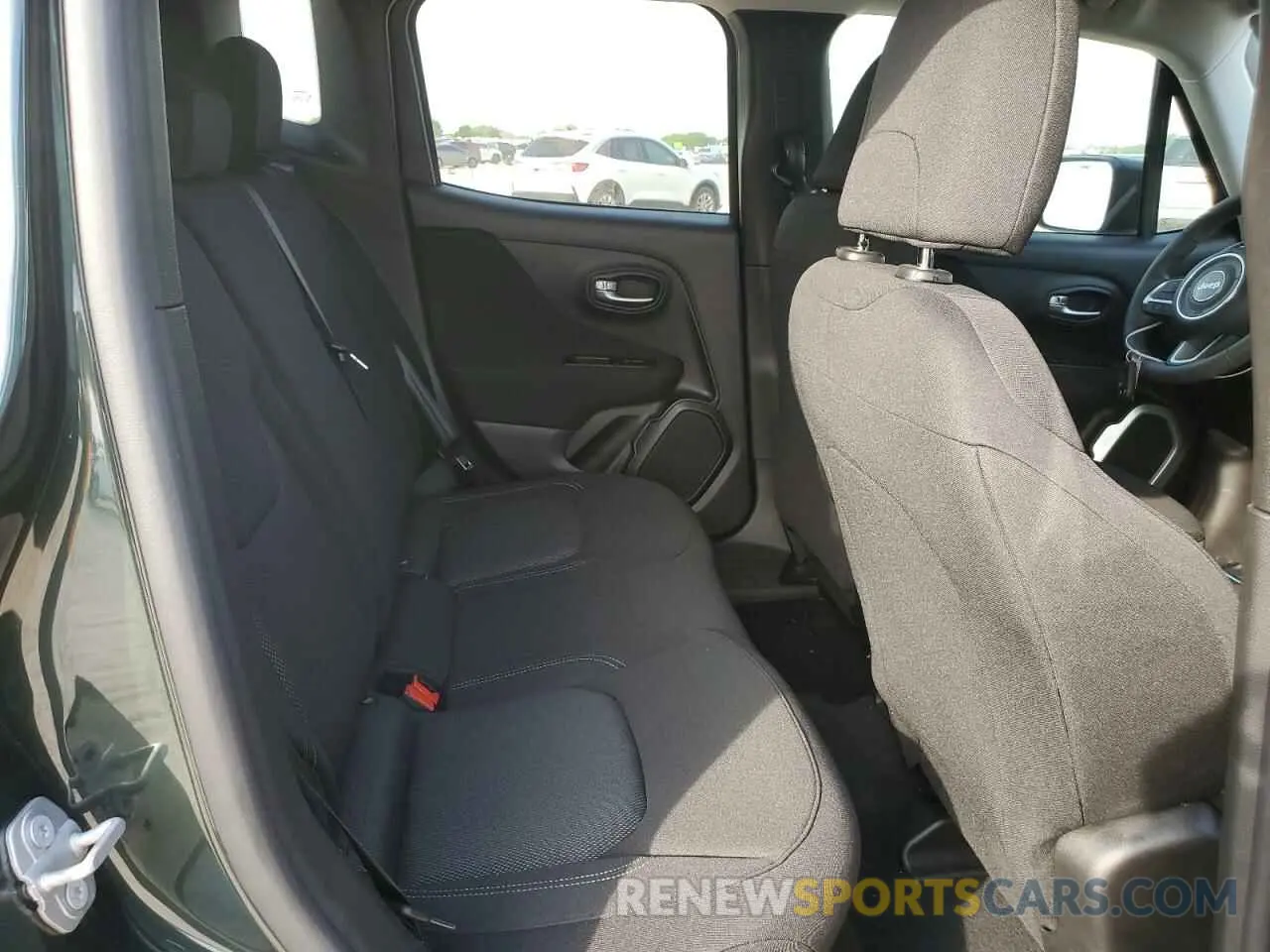 11 Photograph of a damaged car ZACNJCAB8MPM52358 JEEP RENEGADE 2021