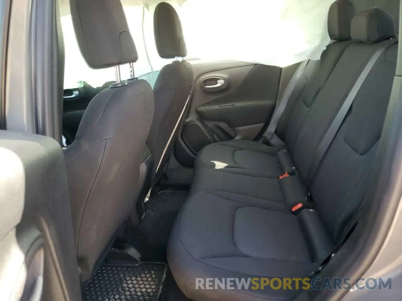 10 Photograph of a damaged car ZACNJCAB9MPM30353 JEEP RENEGADE 2021