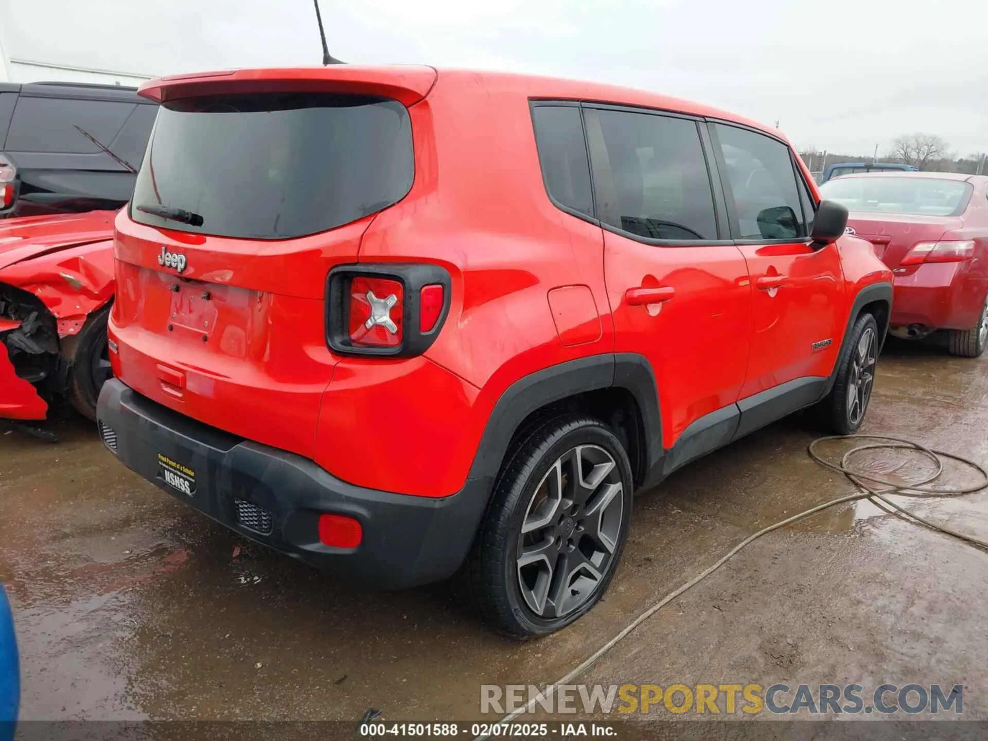 4 Photograph of a damaged car ZACNJCABXMPM43273 JEEP RENEGADE 2021