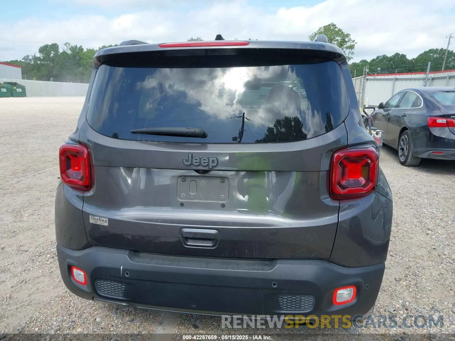 17 Photograph of a damaged car ZACNJCB14MPM71348 JEEP RENEGADE 2021