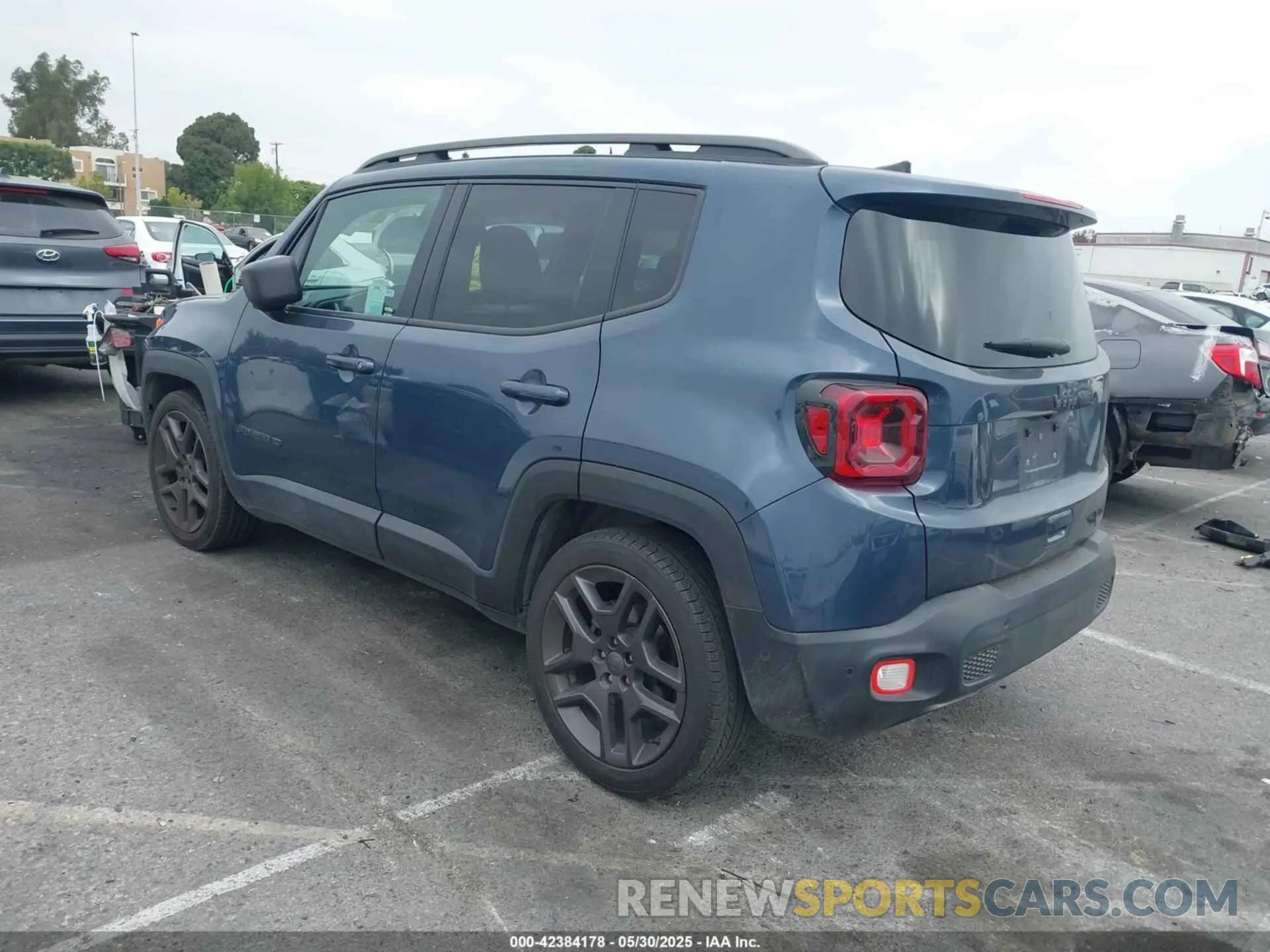 3 Photograph of a damaged car ZACNJCB17MPM43754 JEEP RENEGADE 2021