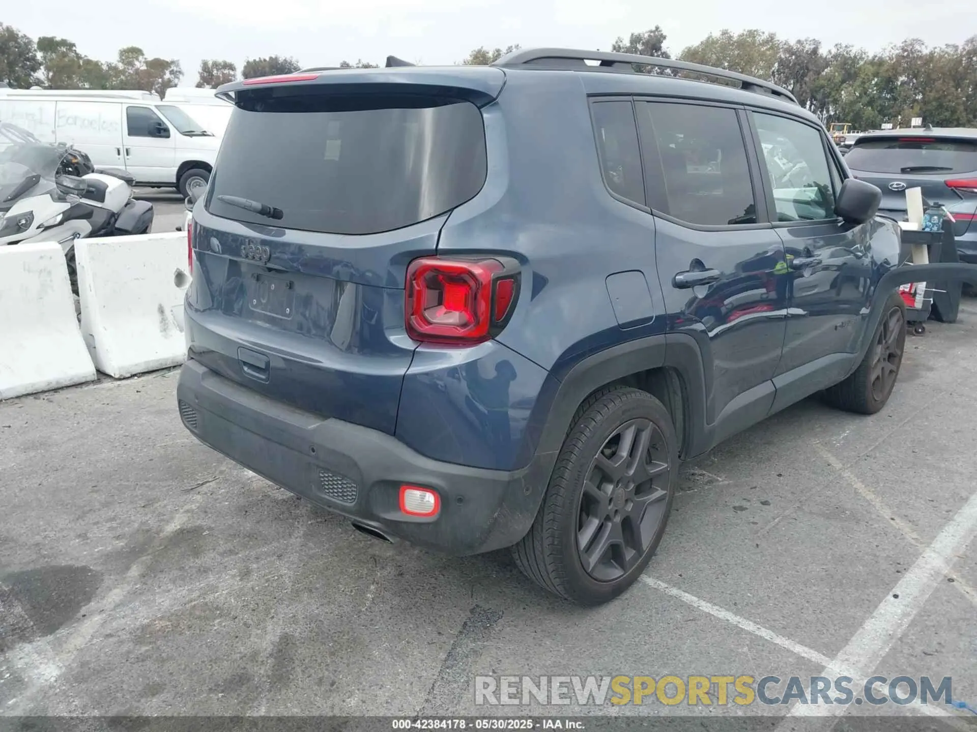 4 Photograph of a damaged car ZACNJCB17MPM43754 JEEP RENEGADE 2021