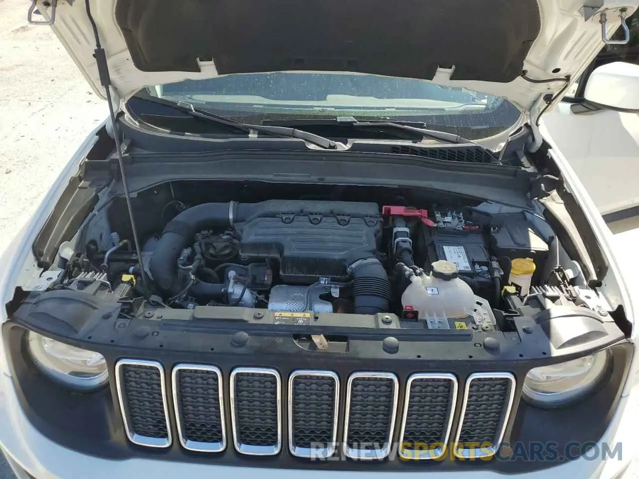 12 Photograph of a damaged car ZACNJCB1XMPM33235 JEEP RENEGADE 2021