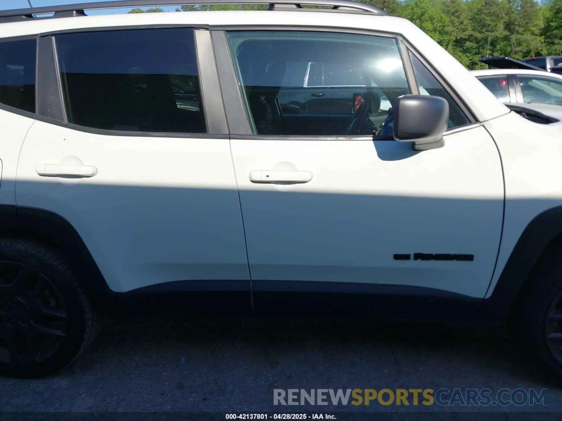 14 Photograph of a damaged car ZACNJCBB0MPM69573 JEEP RENEGADE 2021