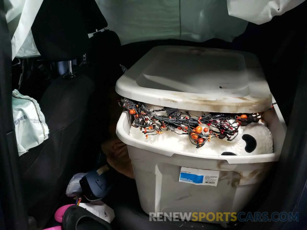 11 Photograph of a damaged car ZACNJCBB0MPN09215 JEEP RENEGADE 2021