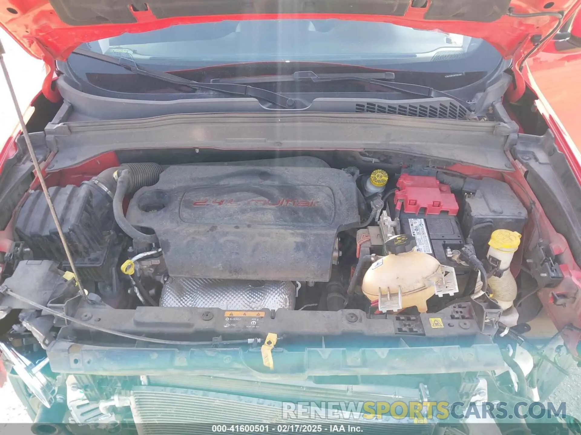 10 Photograph of a damaged car ZACNJCBB1MPM23962 JEEP RENEGADE 2021