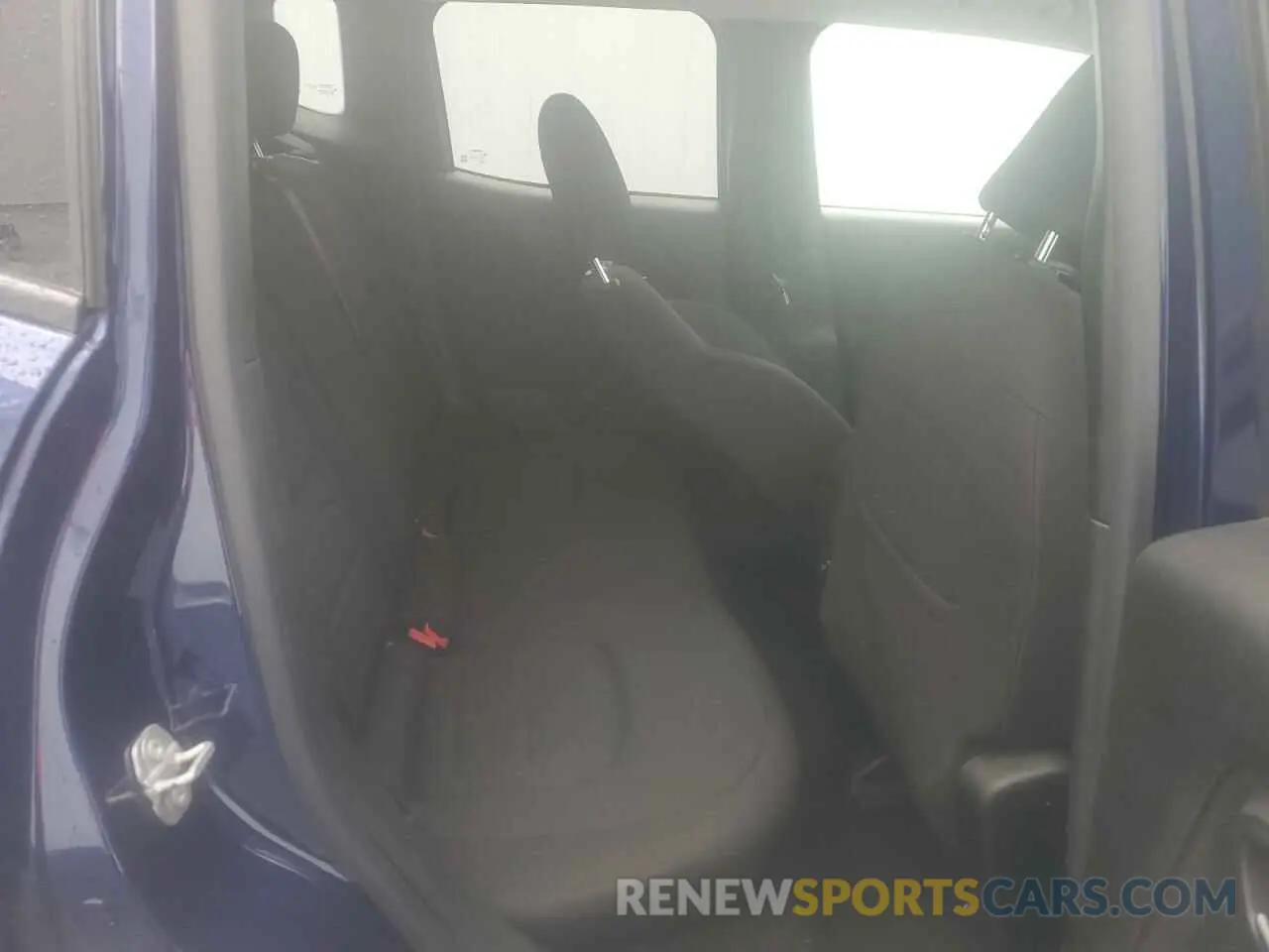 11 Photograph of a damaged car ZACNJCBB3MPM32789 JEEP RENEGADE 2021