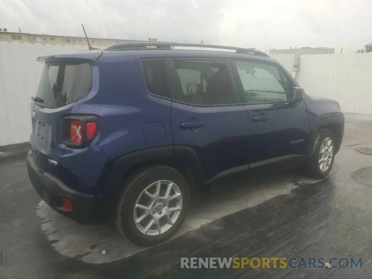 3 Photograph of a damaged car ZACNJCBB3MPM32789 JEEP RENEGADE 2021