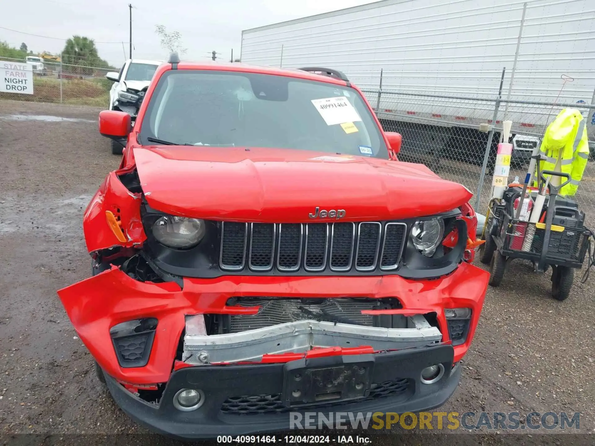 11 Photograph of a damaged car ZACNJCBB4MPN10965 JEEP RENEGADE 2021