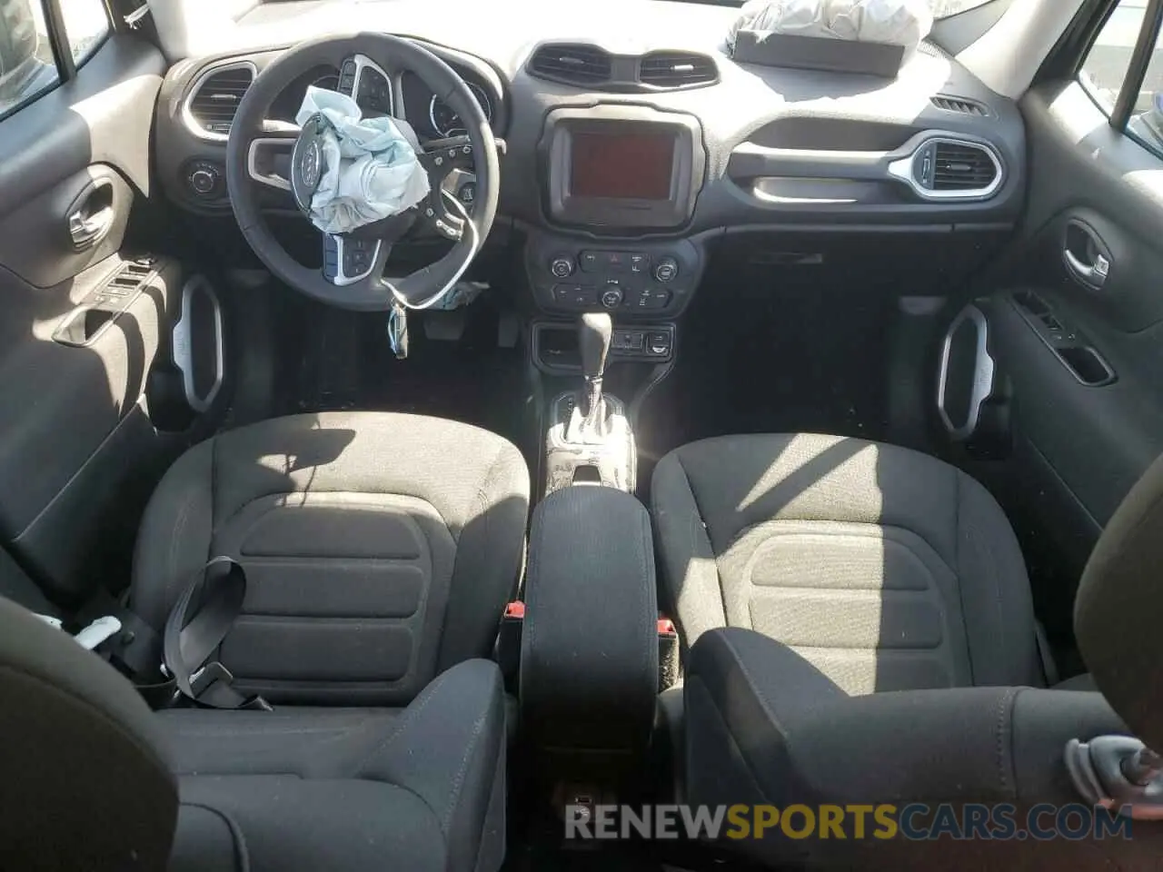 8 Photograph of a damaged car ZACNJCBB4MPN30648 JEEP RENEGADE 2021