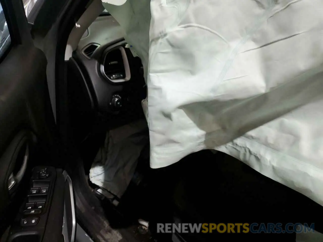 8 Photograph of a damaged car ZACNJCBB5MPM22314 JEEP RENEGADE 2021