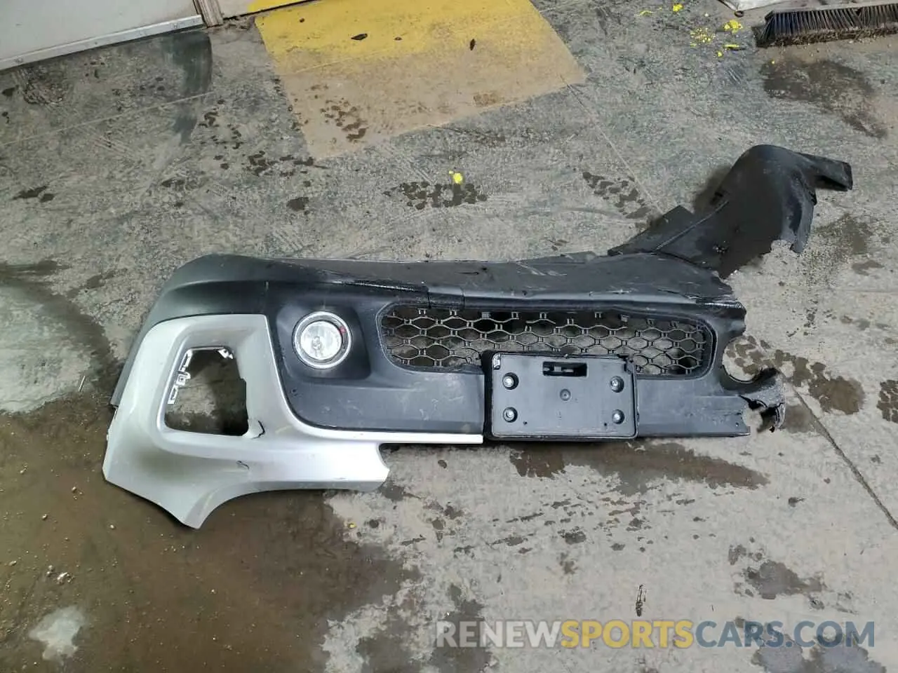 12 Photograph of a damaged car ZACNJCBB5MPM26766 JEEP RENEGADE 2021