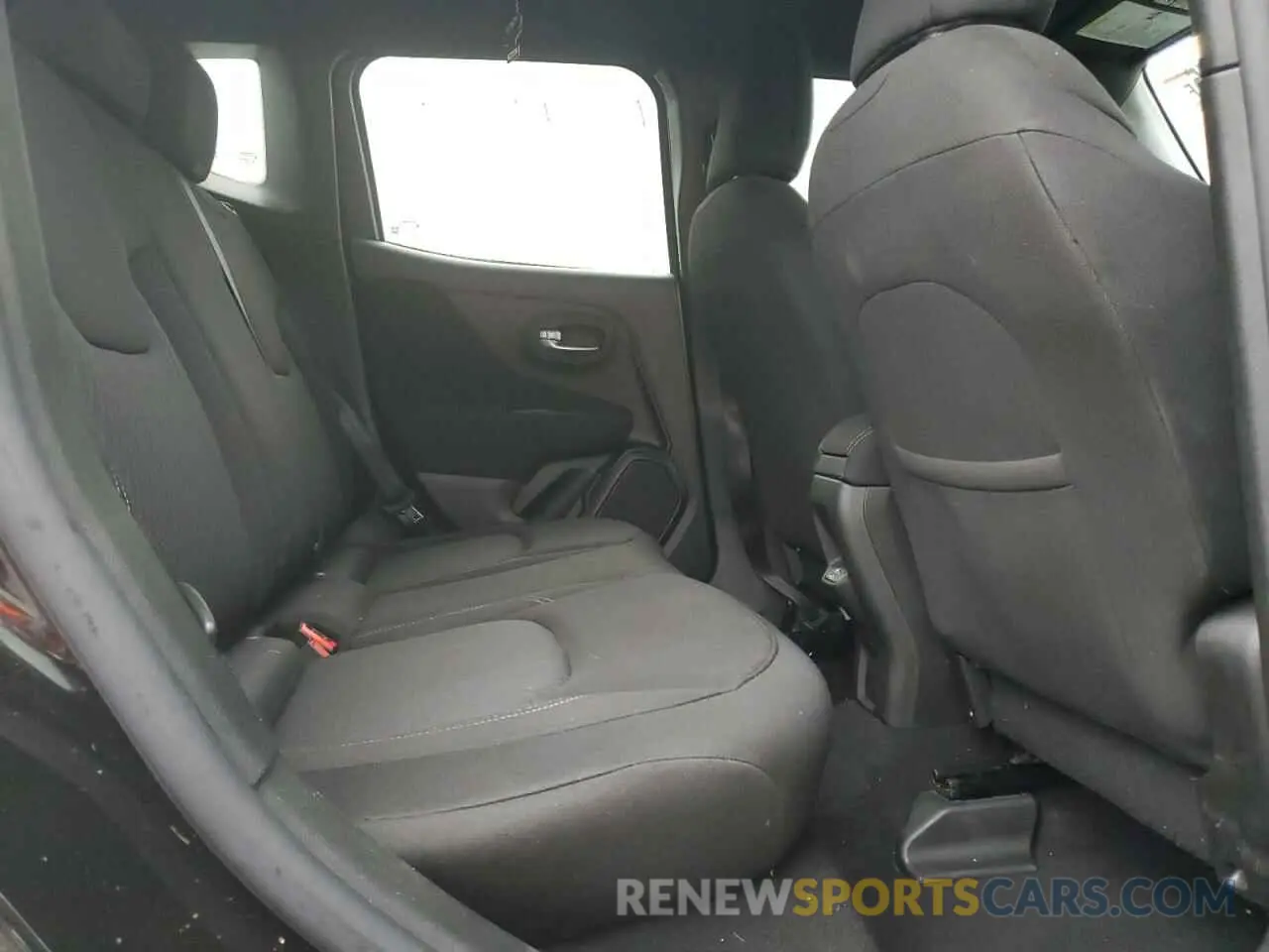 11 Photograph of a damaged car ZACNJCBB5MPM53742 JEEP RENEGADE 2021