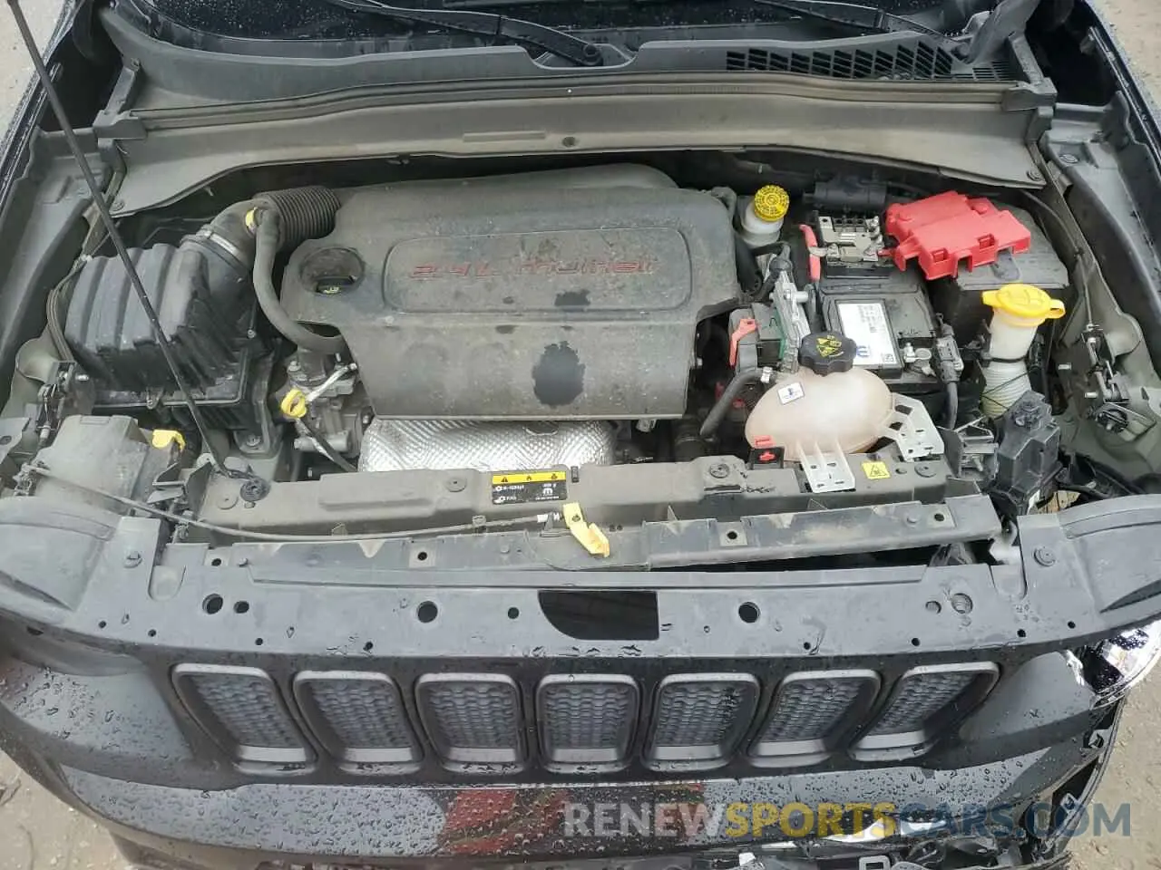 12 Photograph of a damaged car ZACNJCBB5MPM53742 JEEP RENEGADE 2021