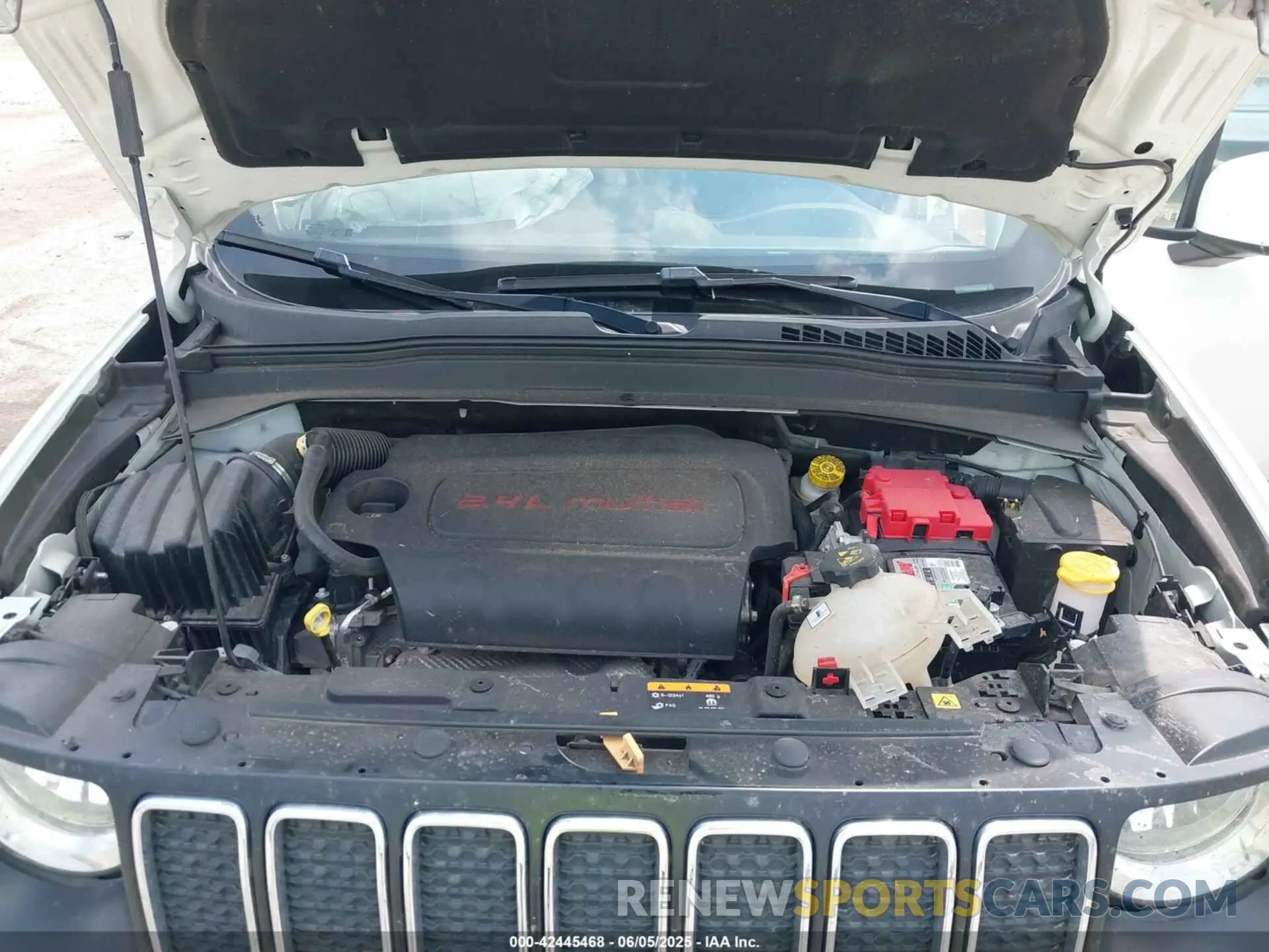 10 Photograph of a damaged car ZACNJCBB5MPN14409 JEEP RENEGADE 2021