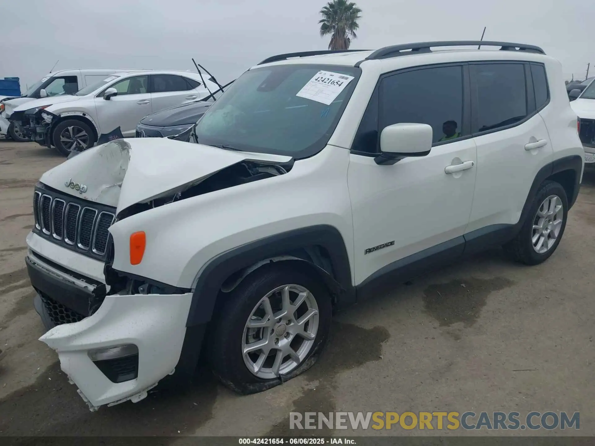 2 Photograph of a damaged car ZACNJCBB5MPN25006 JEEP RENEGADE 2021