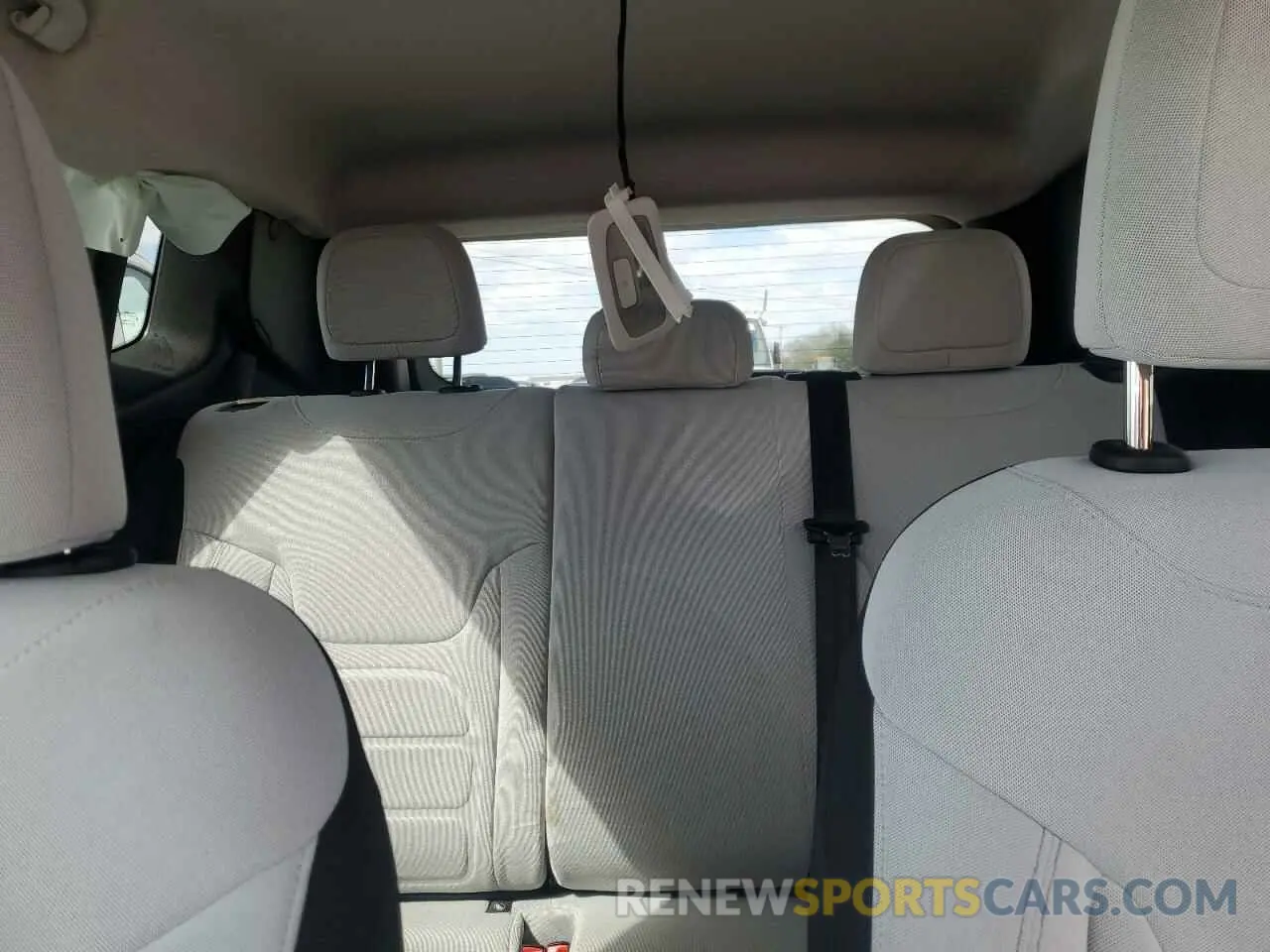 10 Photograph of a damaged car ZACNJCBB7MPM58036 JEEP RENEGADE 2021