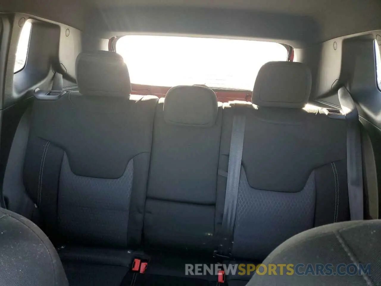 10 Photograph of a damaged car ZACNJCBB7MPM98200 JEEP RENEGADE 2021