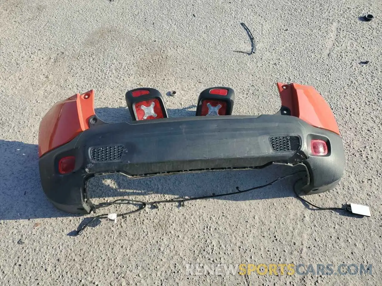 13 Photograph of a damaged car ZACNJCBB7MPM98200 JEEP RENEGADE 2021