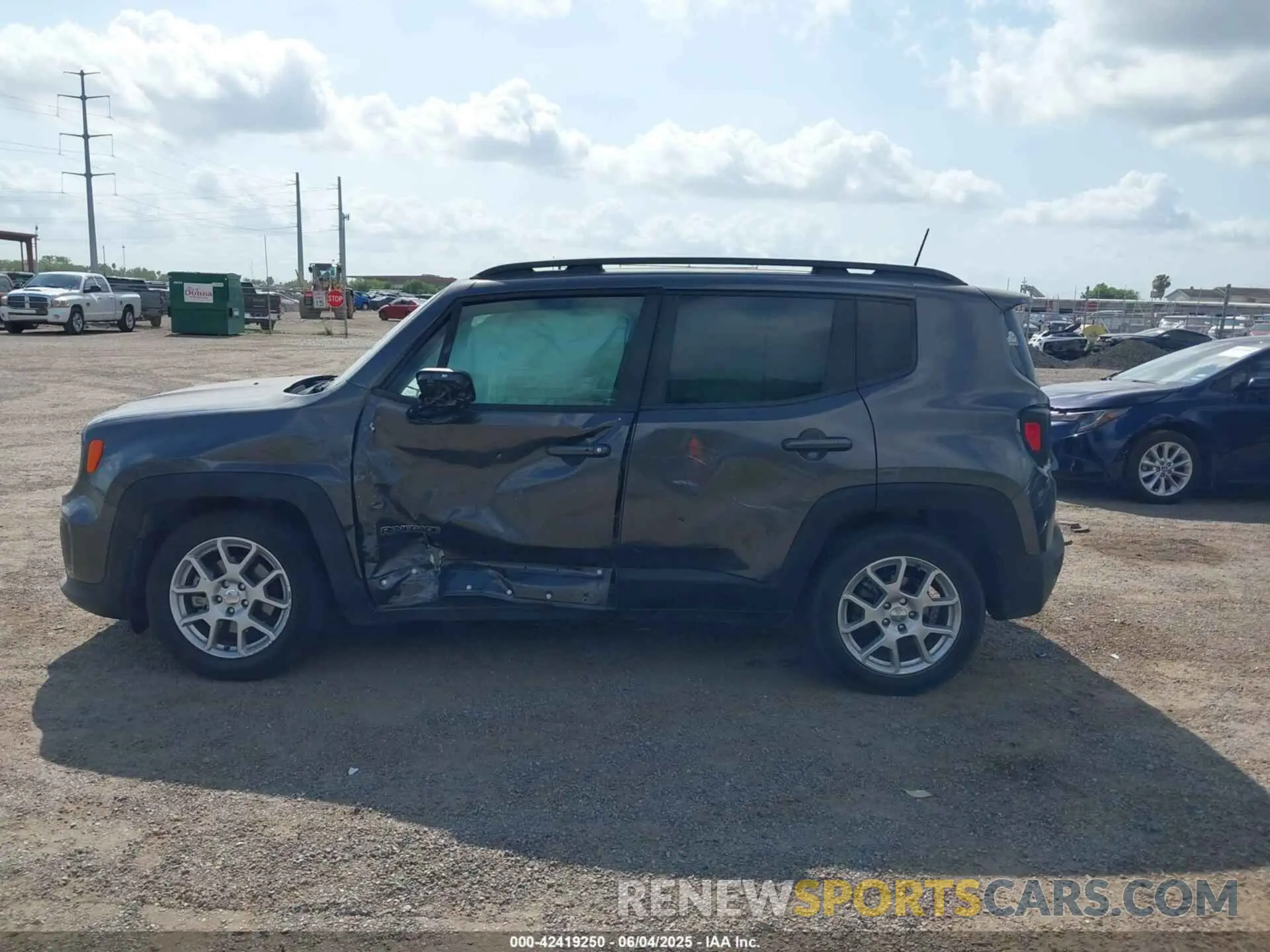 14 Photograph of a damaged car ZACNJCBB7MPN16582 JEEP RENEGADE 2021