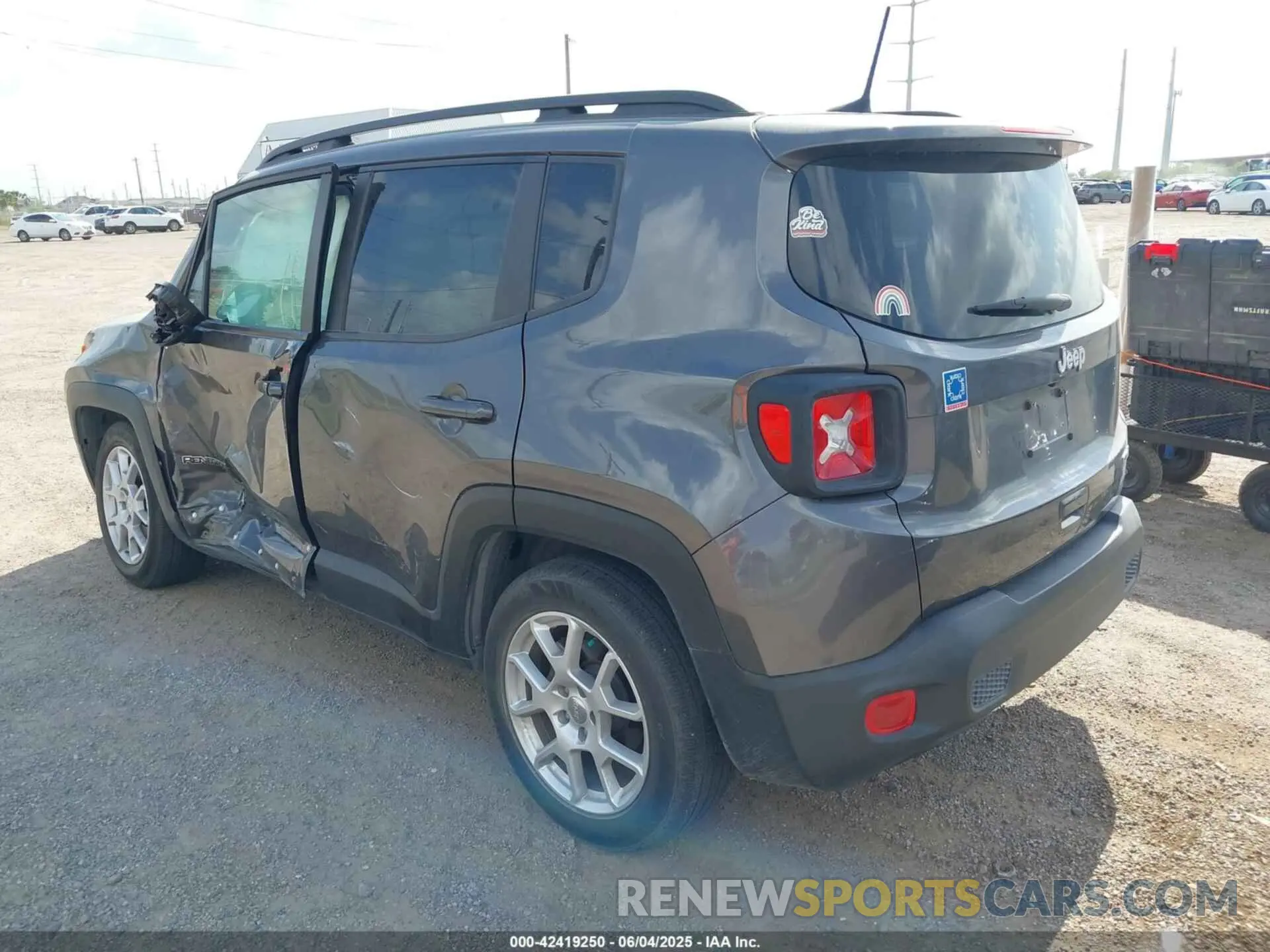 3 Photograph of a damaged car ZACNJCBB7MPN16582 JEEP RENEGADE 2021