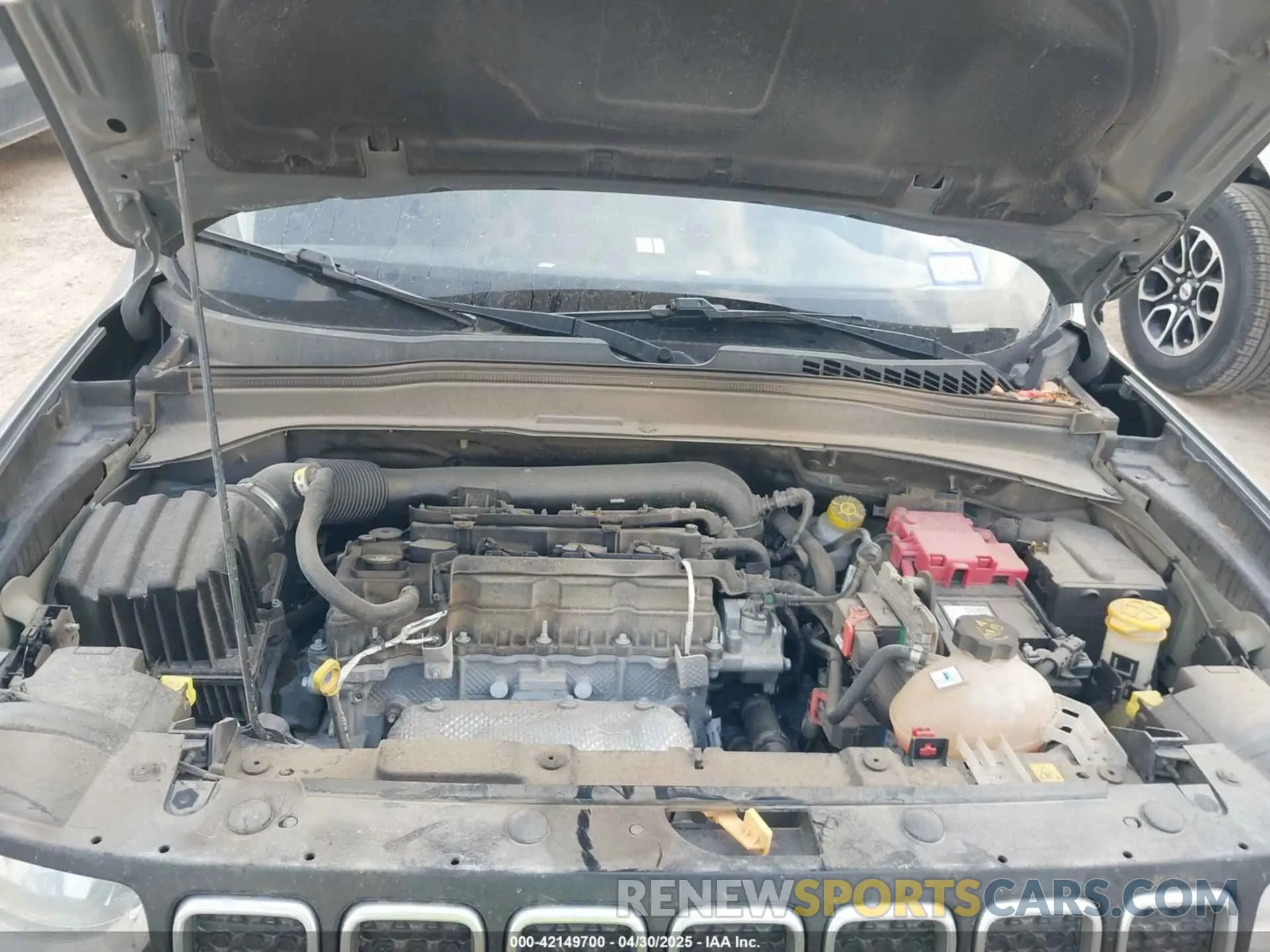 10 Photograph of a damaged car ZACNJCBB7MPN27999 JEEP RENEGADE 2021