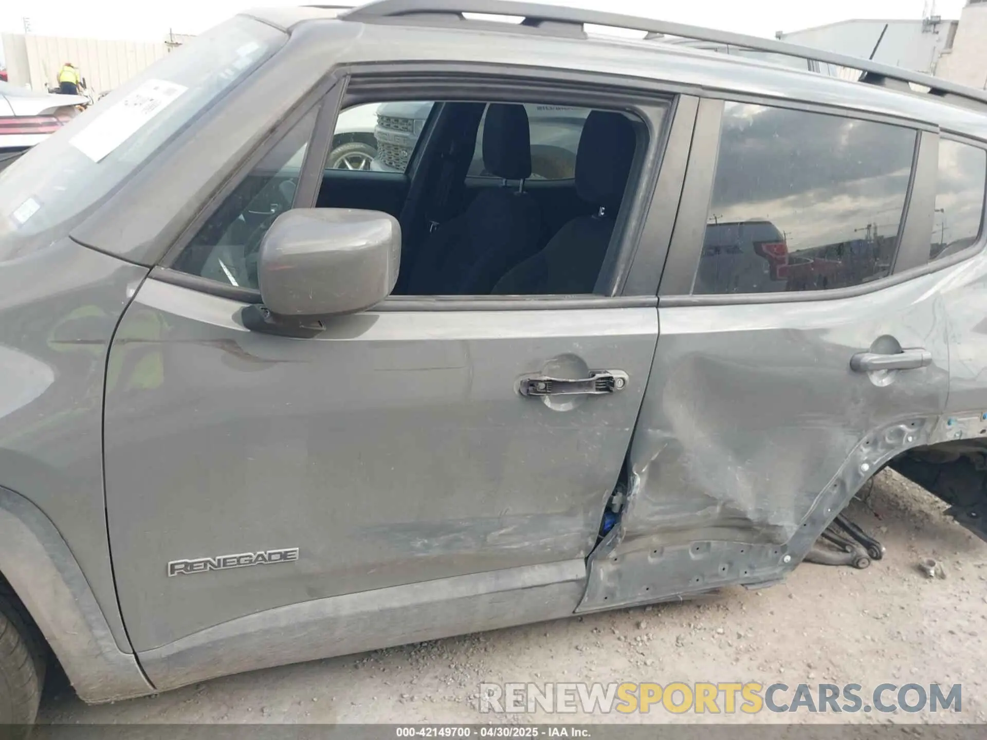 13 Photograph of a damaged car ZACNJCBB7MPN27999 JEEP RENEGADE 2021