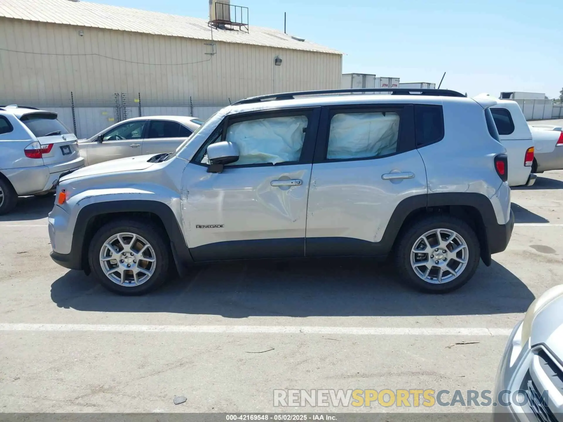 13 Photograph of a damaged car ZACNJCBB8MPN10712 JEEP RENEGADE 2021