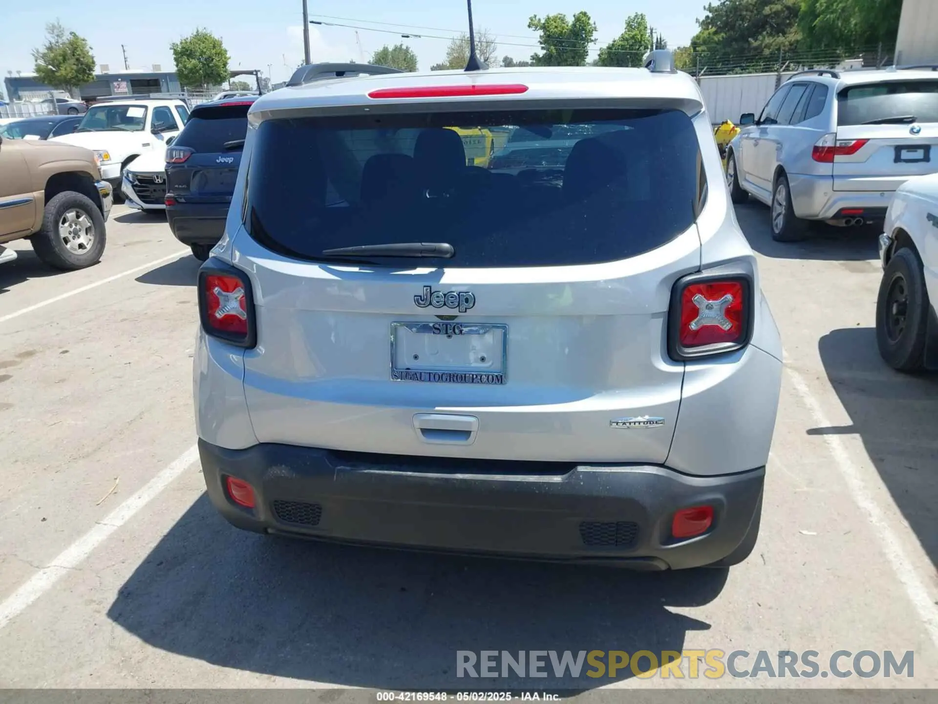 15 Photograph of a damaged car ZACNJCBB8MPN10712 JEEP RENEGADE 2021