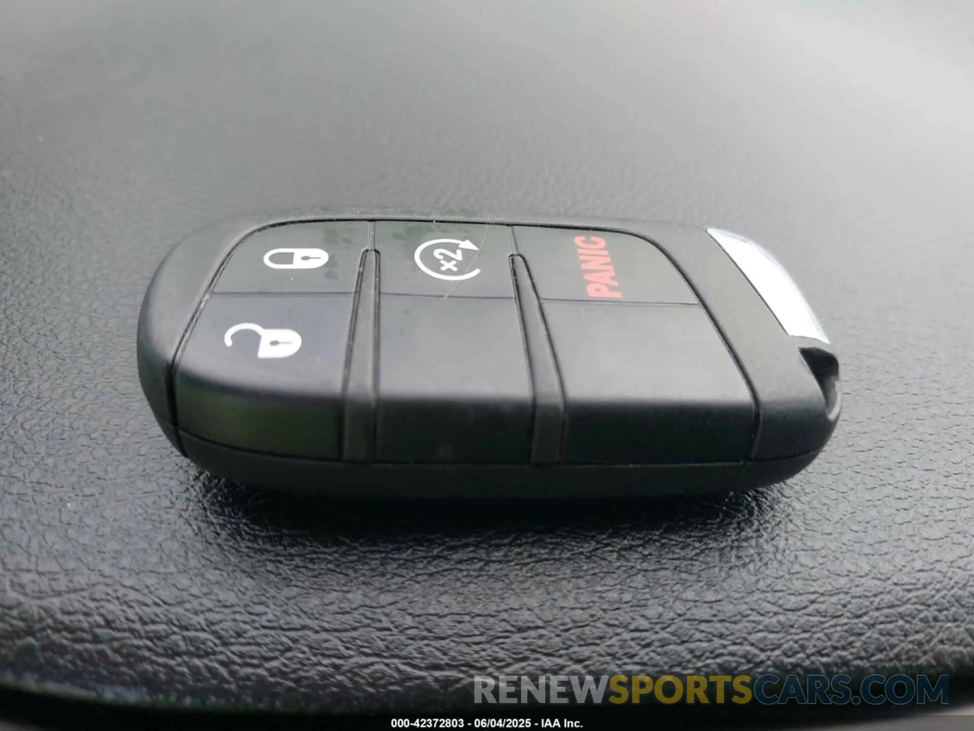 11 Photograph of a damaged car ZACNJCBB9MPN33190 JEEP RENEGADE 2021