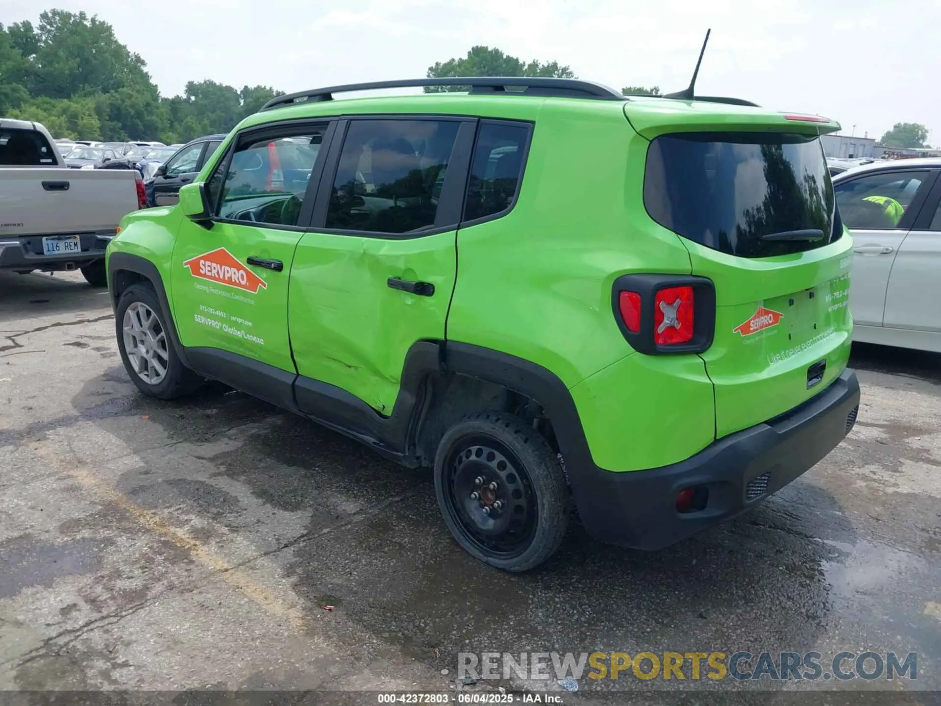 3 Photograph of a damaged car ZACNJCBB9MPN33190 JEEP RENEGADE 2021