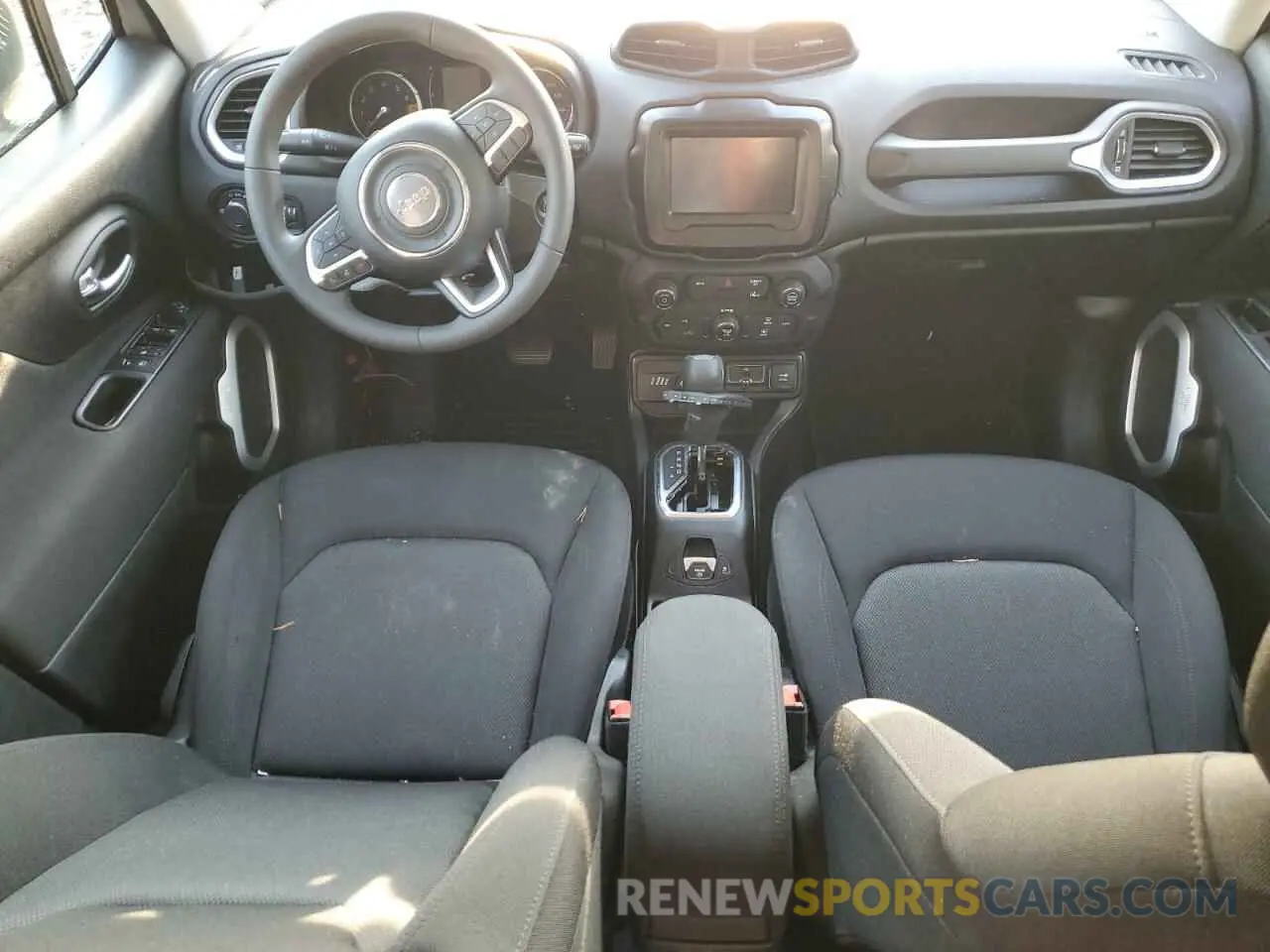 8 Photograph of a damaged car ZACNJDAB1MPN21350 JEEP RENEGADE 2021