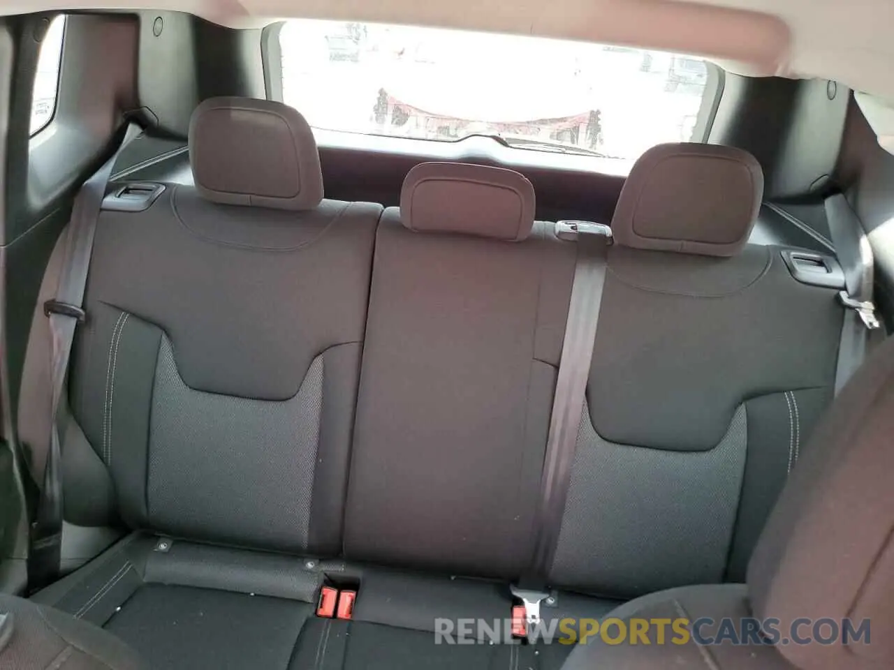 10 Photograph of a damaged car ZACNJDAB6MPM46550 JEEP RENEGADE 2021