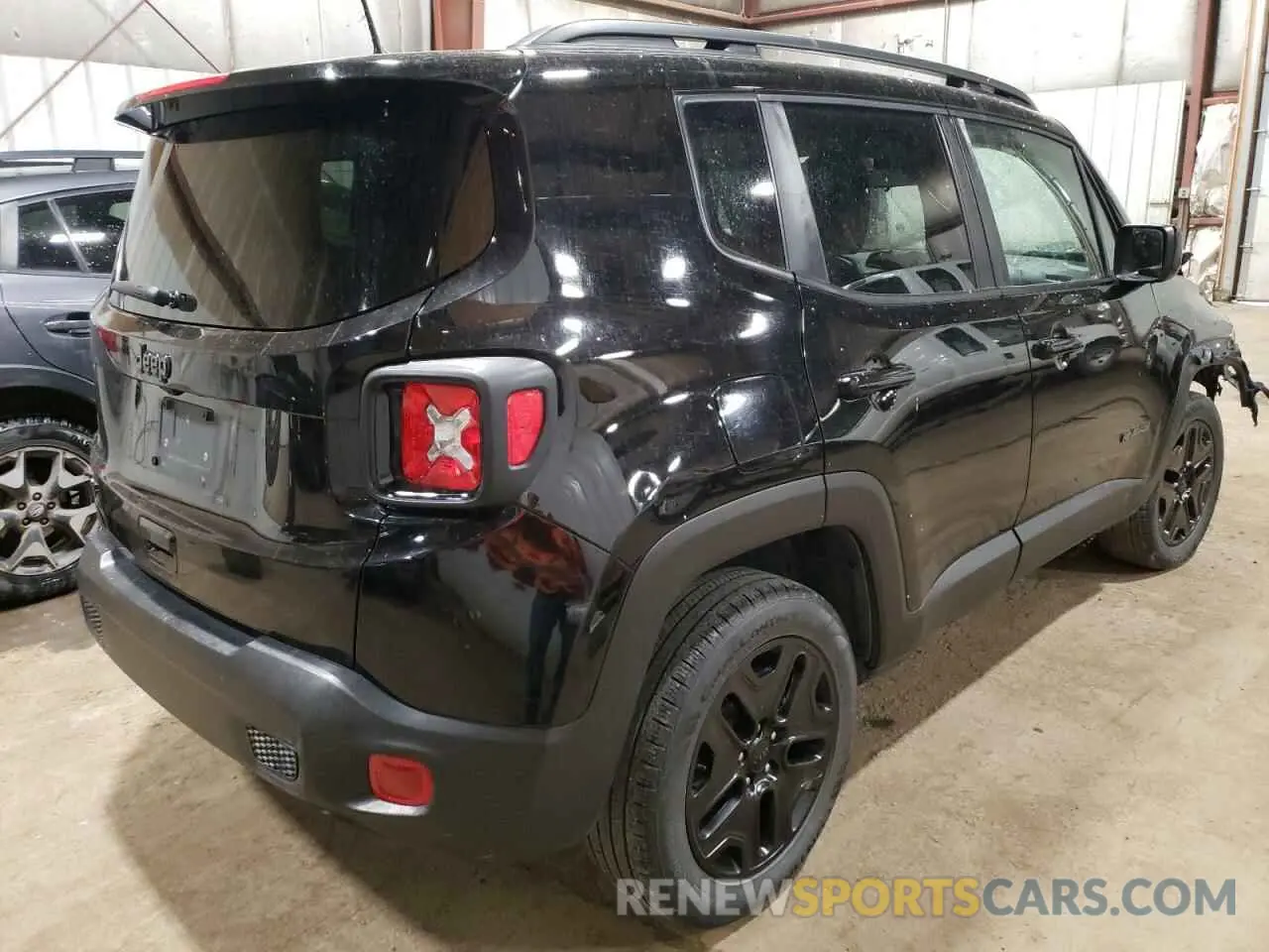 3 Photograph of a damaged car ZACNJDAB8MPM23643 JEEP RENEGADE 2021