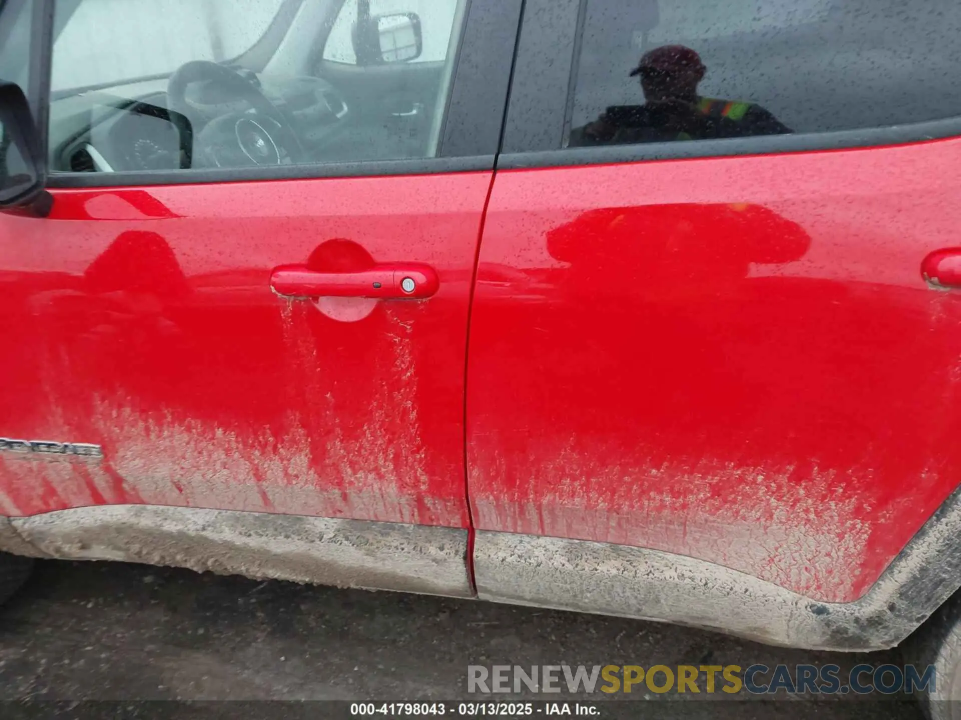 14 Photograph of a damaged car ZACNJDAB8MPM65066 JEEP RENEGADE 2021
