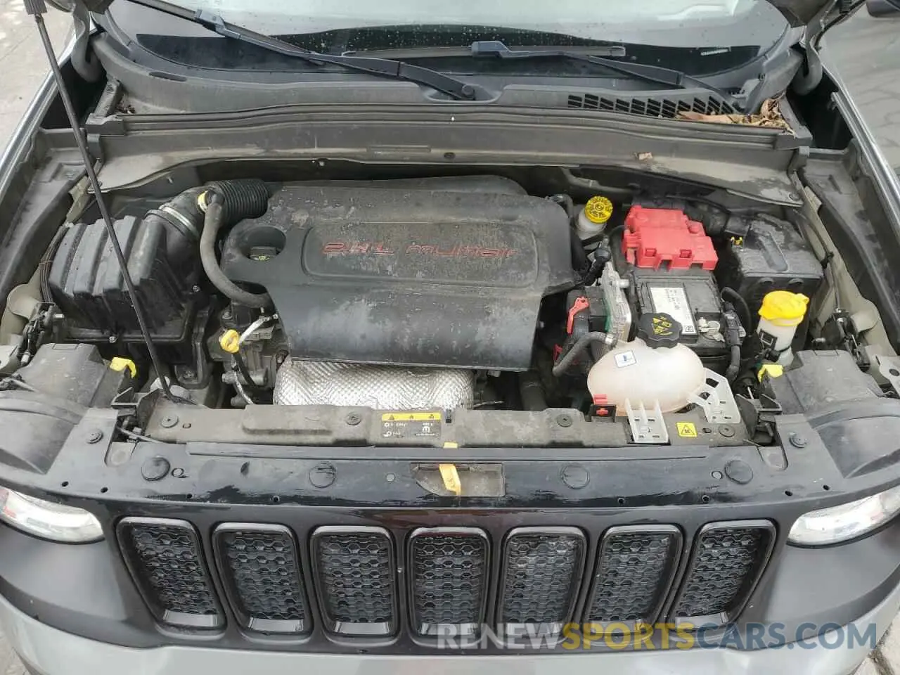 12 Photograph of a damaged car ZACNJDABXMPM30495 JEEP RENEGADE 2021