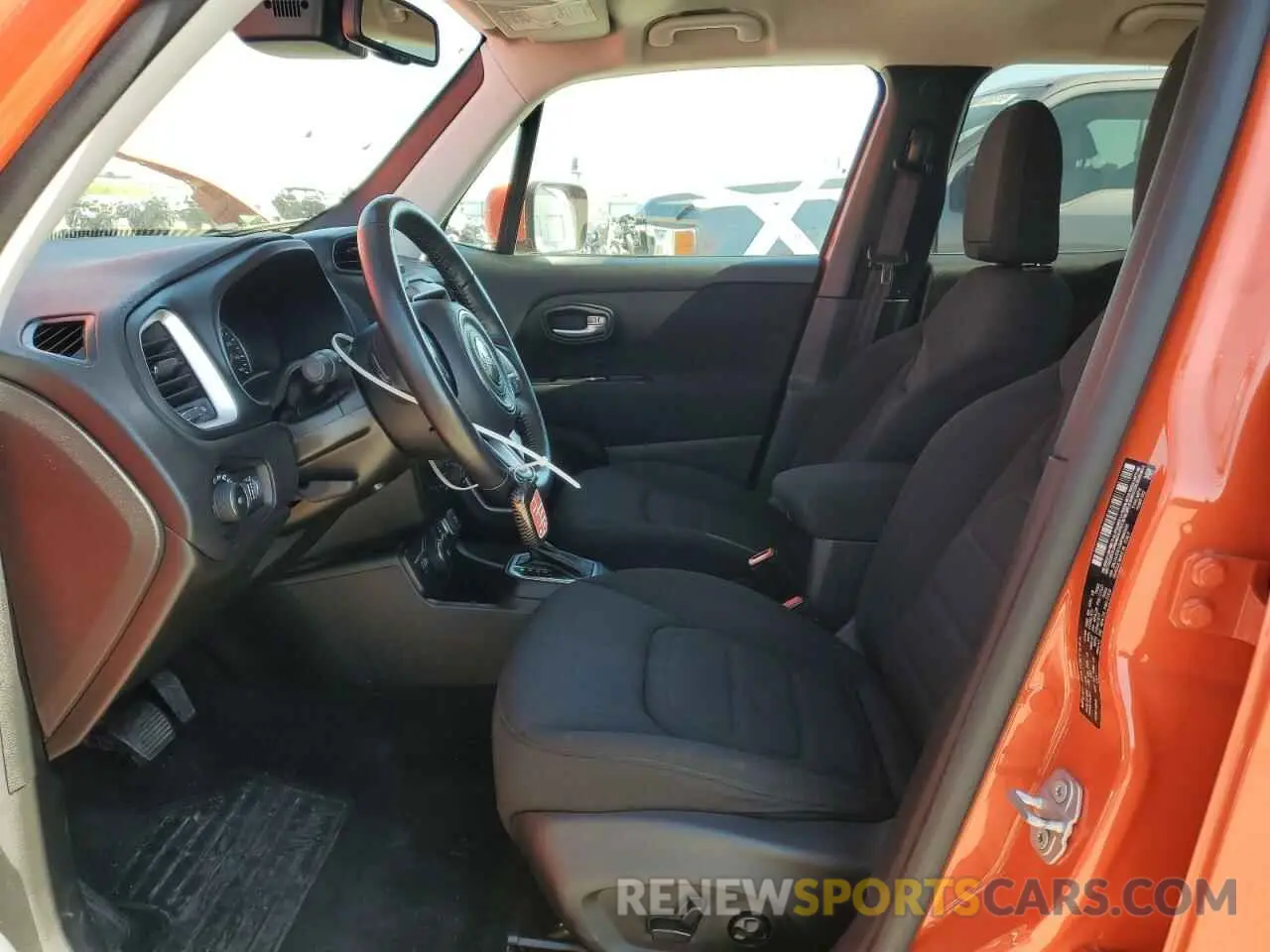 7 Photograph of a damaged car ZACNJDB10MPM49868 JEEP RENEGADE 2021