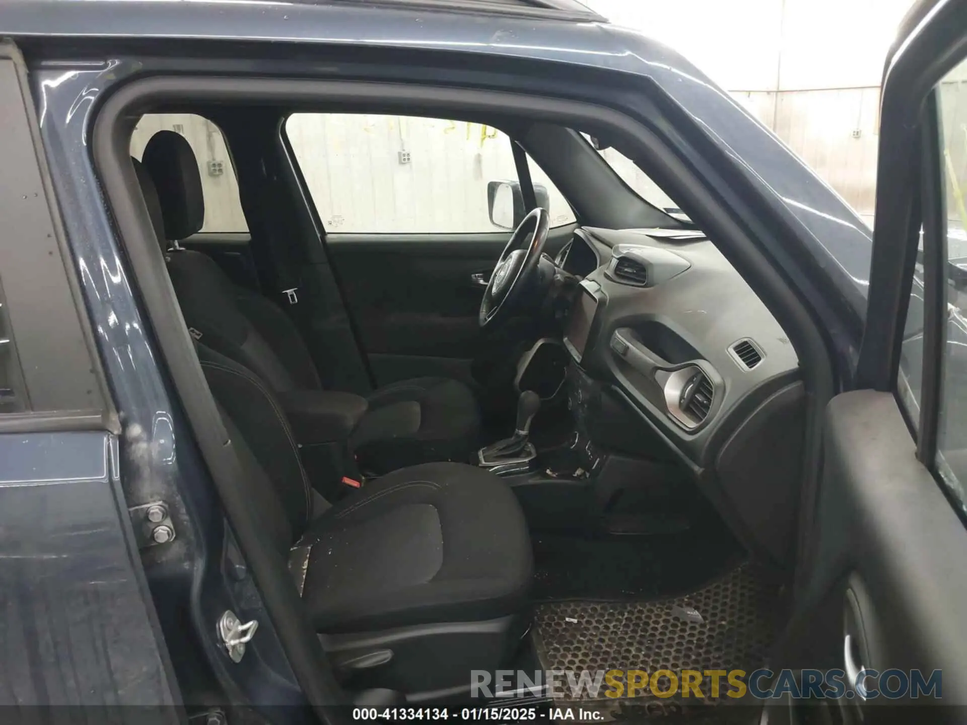 5 Photograph of a damaged car ZACNJDB15MPM73647 JEEP RENEGADE 2021