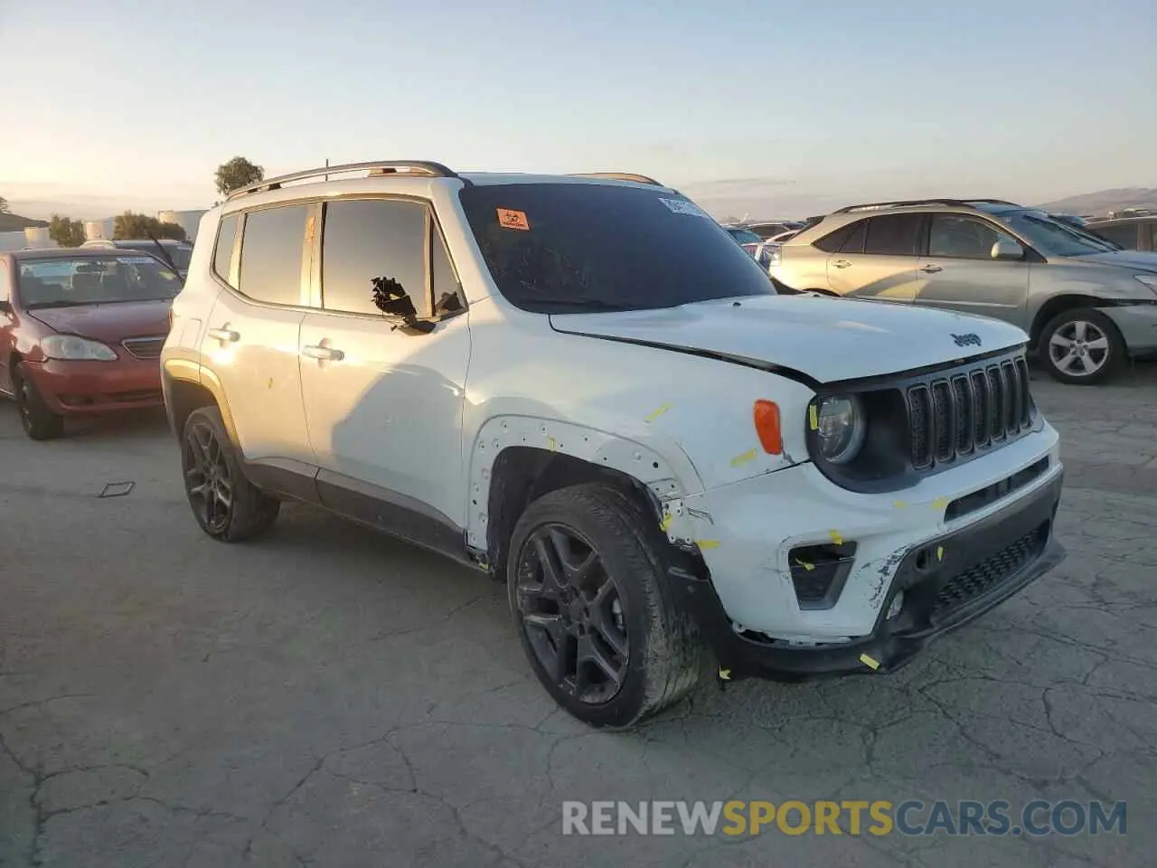4 Photograph of a damaged car ZACNJDB18MPM62710 JEEP RENEGADE 2021
