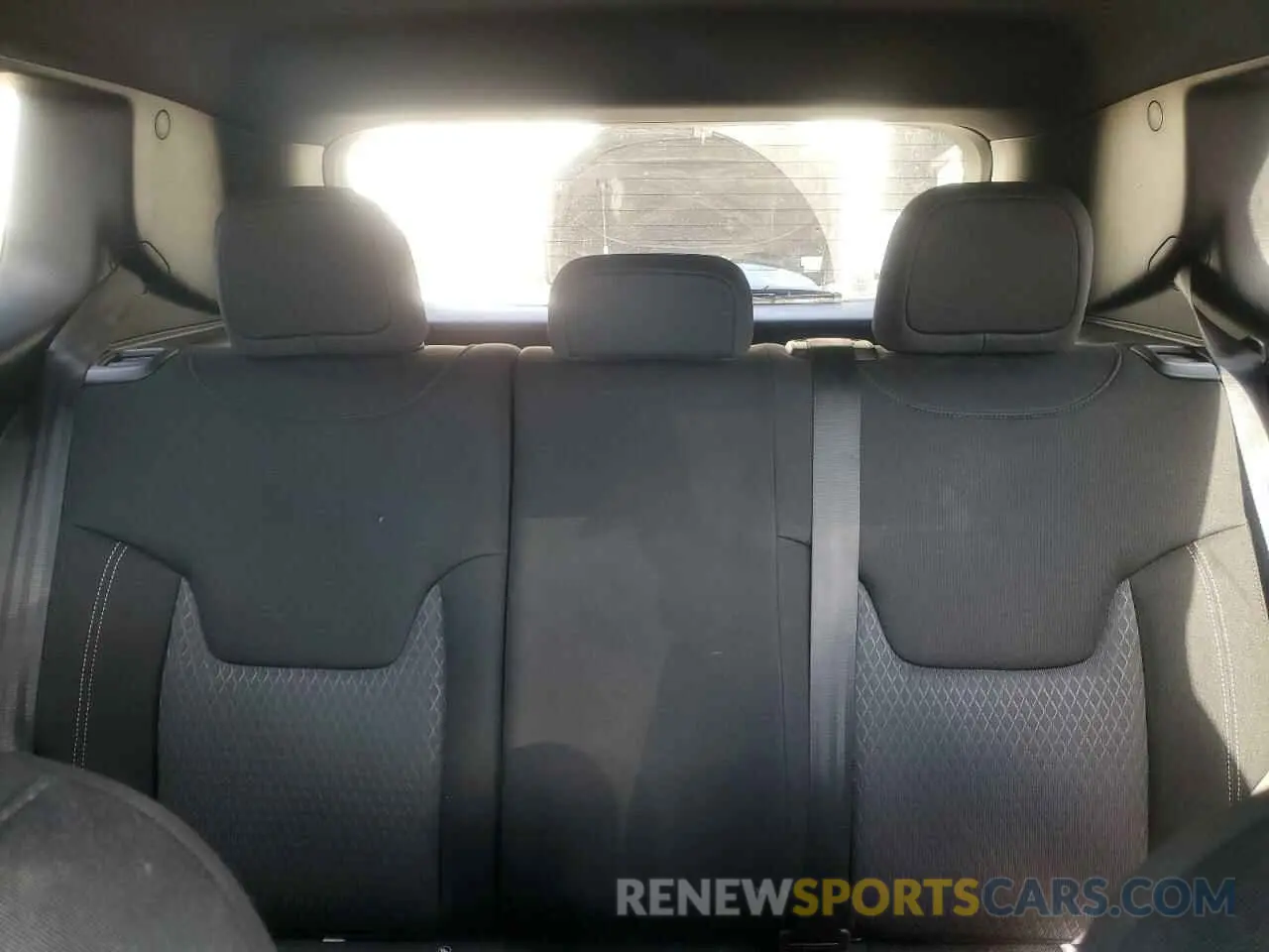 10 Photograph of a damaged car ZACNJDB19MPM29361 JEEP RENEGADE 2021